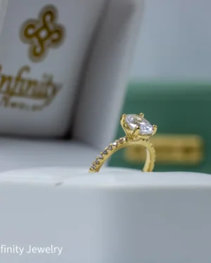 Anillo de compromiso piedra ovalada en oro, modelo AN-C34 - foto 2