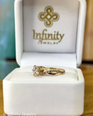 Anillo de compromiso trenzado plano en oro, modelo AN-C37 - foto 2